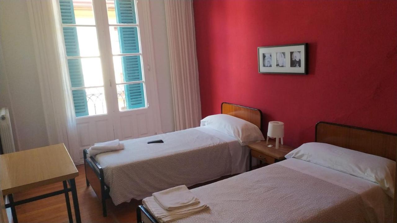 Pension Manoli Bilbao Exterior photo