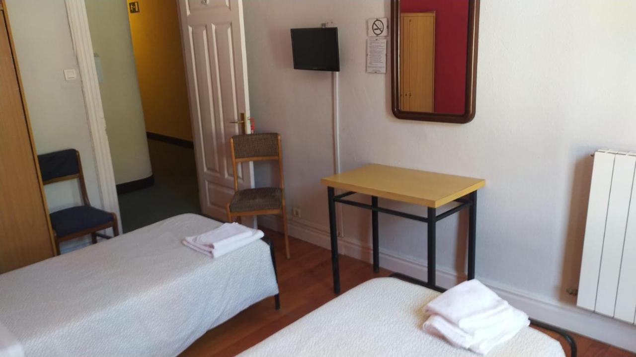 Pension Manoli Bilbao Exterior photo