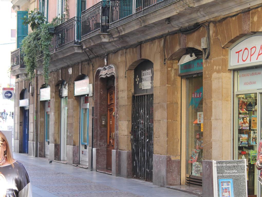 Pension Manoli Bilbao Exterior photo