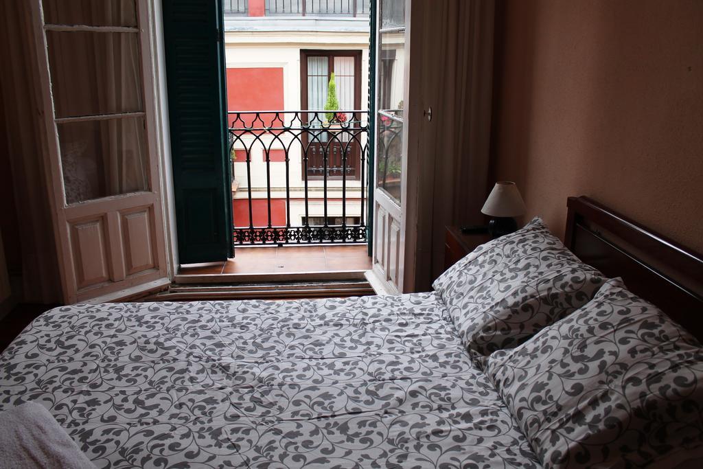 Pension Manoli Bilbao Room photo