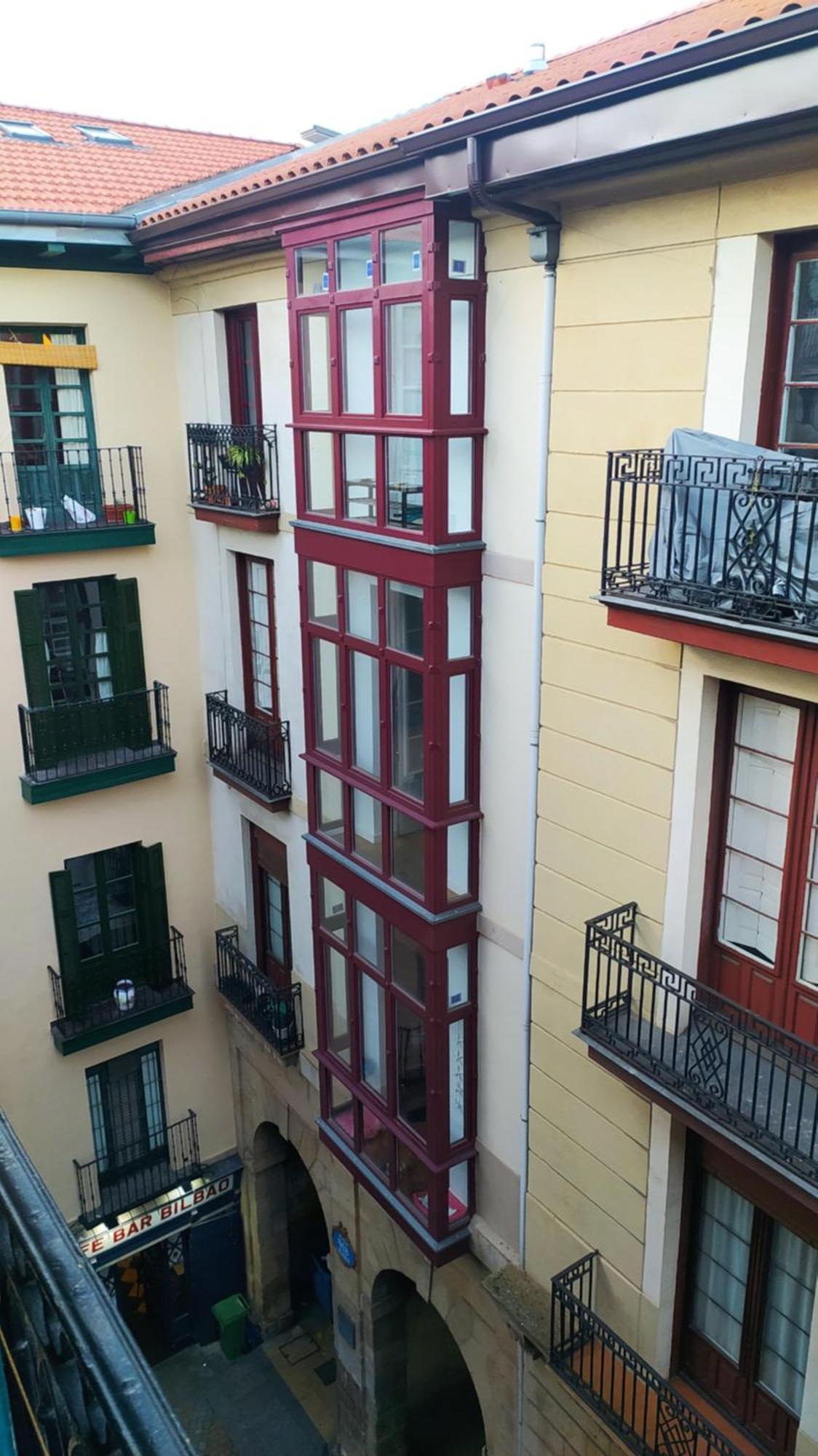 Pension Manoli Bilbao Exterior photo